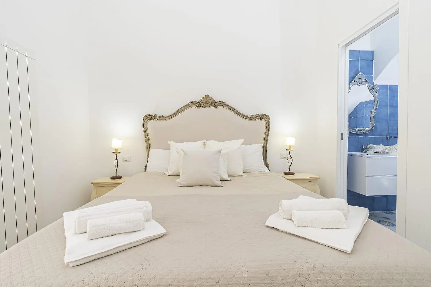 Napulitandream Duomo Suite Naples 0*,  Italy