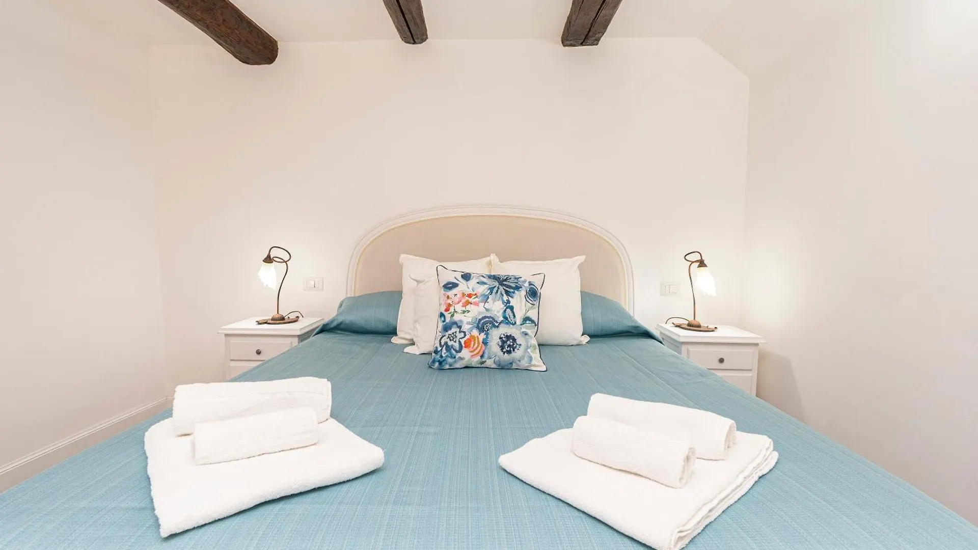 Napulitandream Duomo Suite Neapol Itálie
